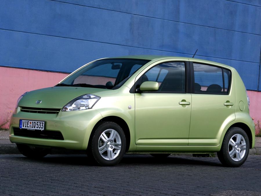  Daihatsu Sirion 2005 года  (фото 3 из 16)